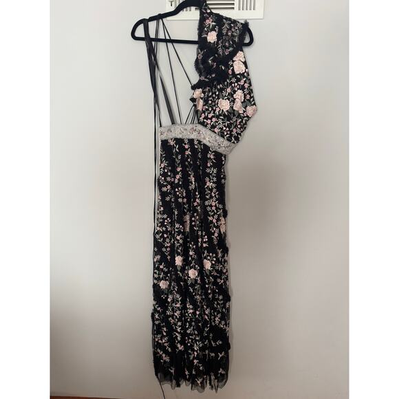 Mac Duggal Black Multi Embroidered Ruffled Gown size 8 Style # 70160 - Picture 6 of 7